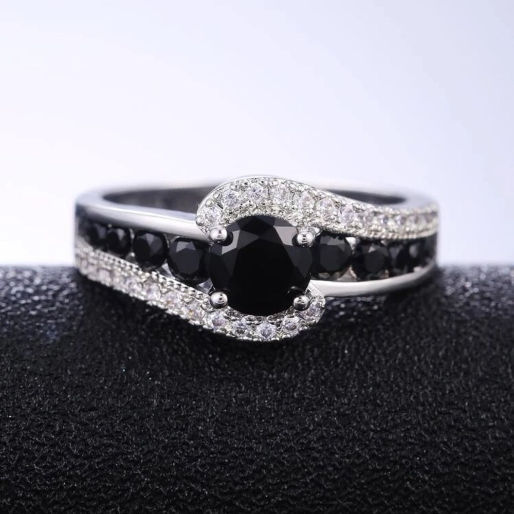 BRIDAL WEDDING ASTON RING - Picture 4 of 6